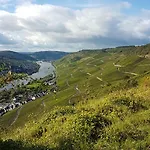 An Der Mosel 1 Apartment