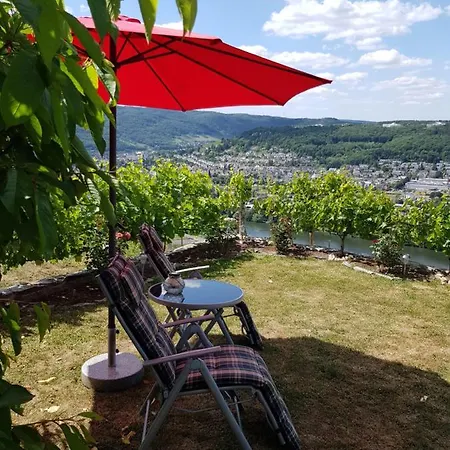 An Der Mosel 1 *